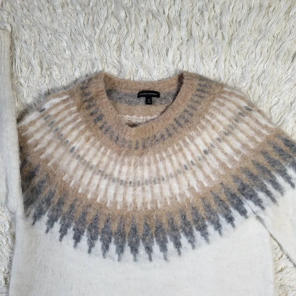 Banana Republic Alpaca Fair Isle Knit Sweater XL Beige Gray Nordic Winter Warm - Picture 2 of 9